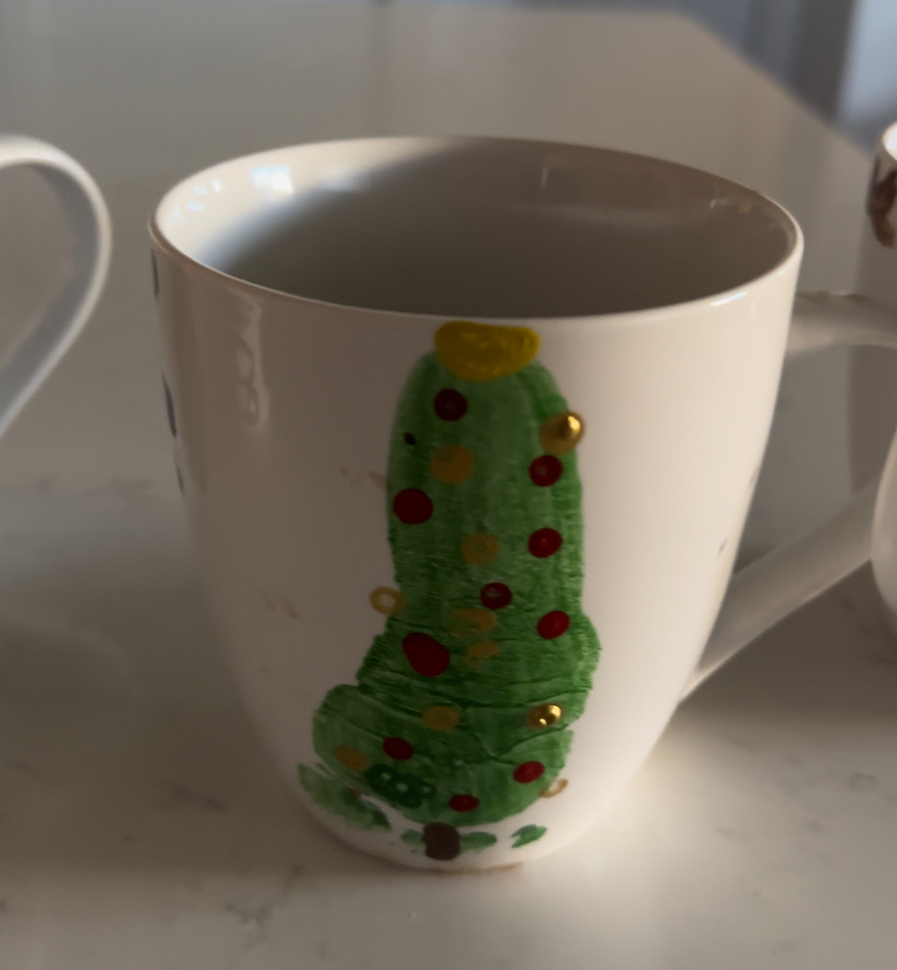 DIY Christmas Handprint & Footprint Mugs (Dishwasher Safe!)