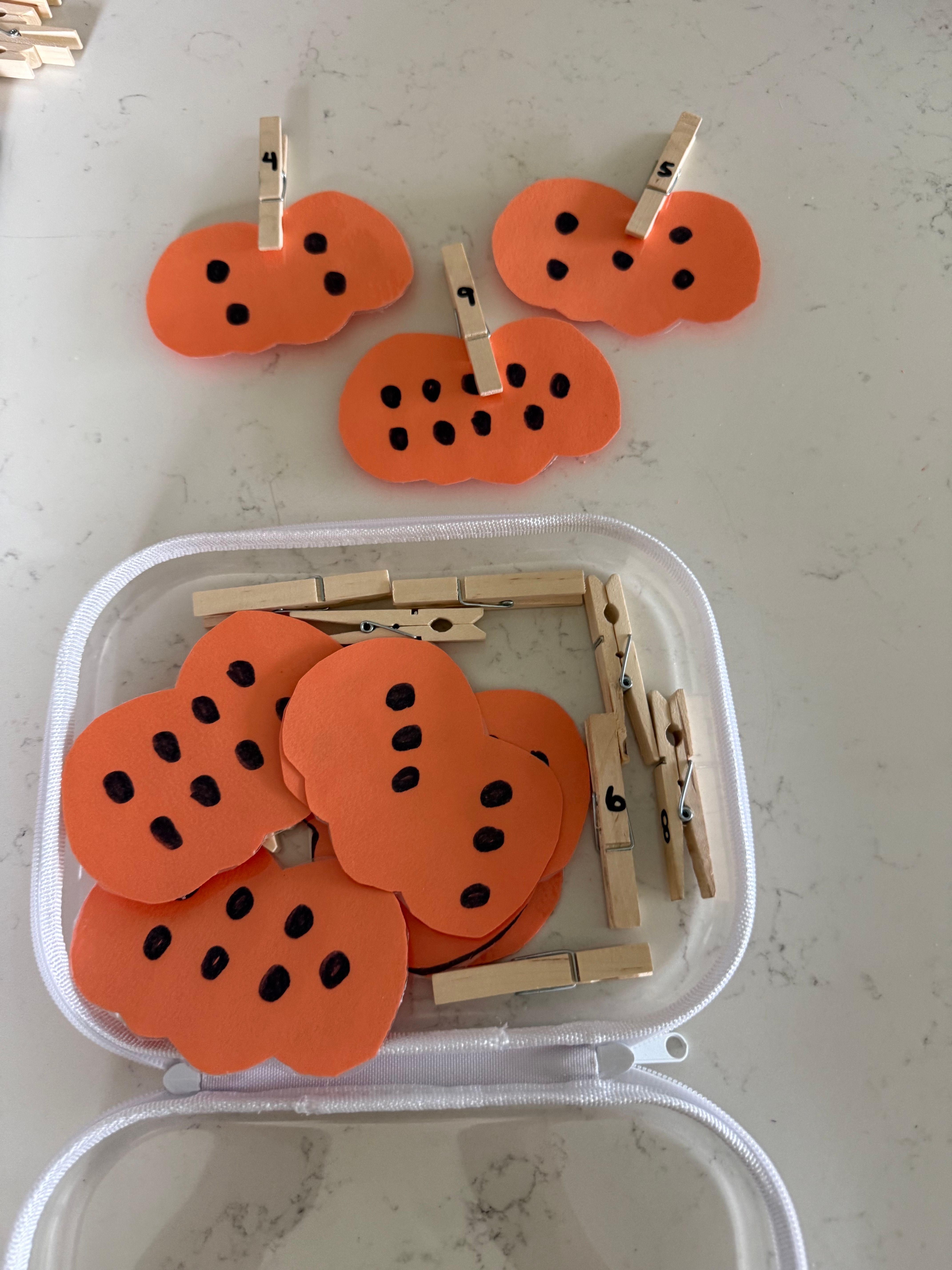 DIY Pumpkin Counting Activity for Toddlers and Preschoolers